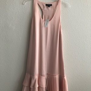 Banana Republic NWT Size 8 Peach Colored Dress